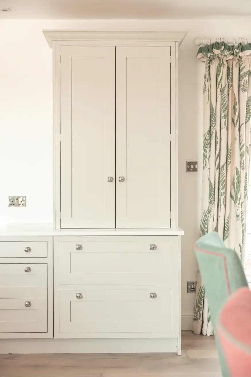 Bespoke Kitchen with drawers and cupboards for storage